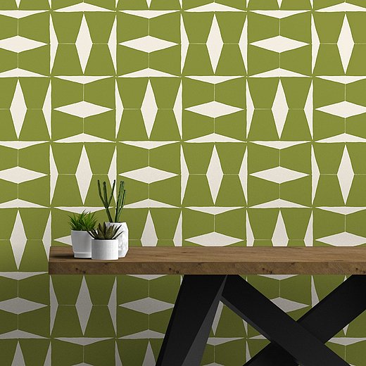 Susan Hable’s Brancusi Wallpaper in Napa is water- and stain-resistant, making it a great choice for high-traffic spaces.
